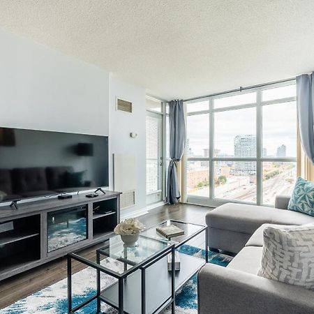Globalstay Yonge St Condos 토론토 외부 사진