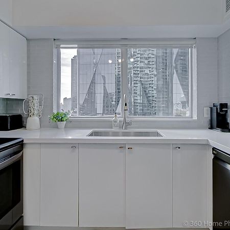 Globalstay Yonge St Condos 토론토 외부 사진