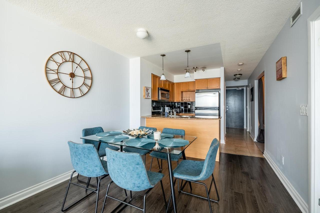 Globalstay Yonge St Condos 토론토 외부 사진