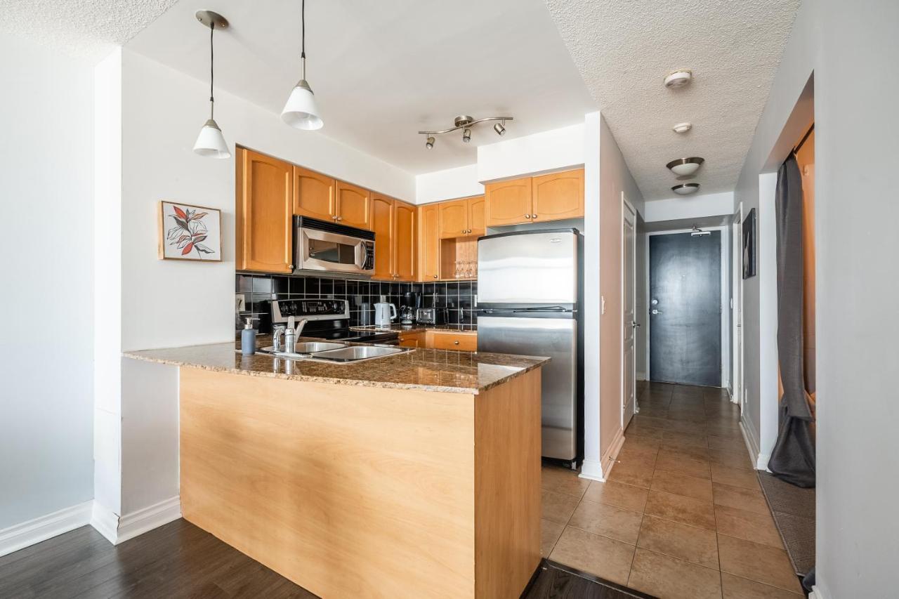 Globalstay Yonge St Condos 토론토 외부 사진