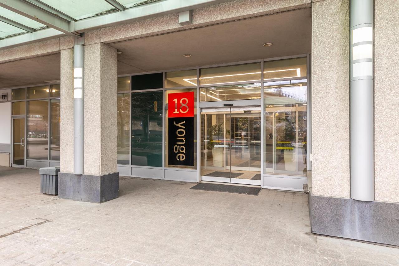 Globalstay Yonge St Condos 토론토 외부 사진