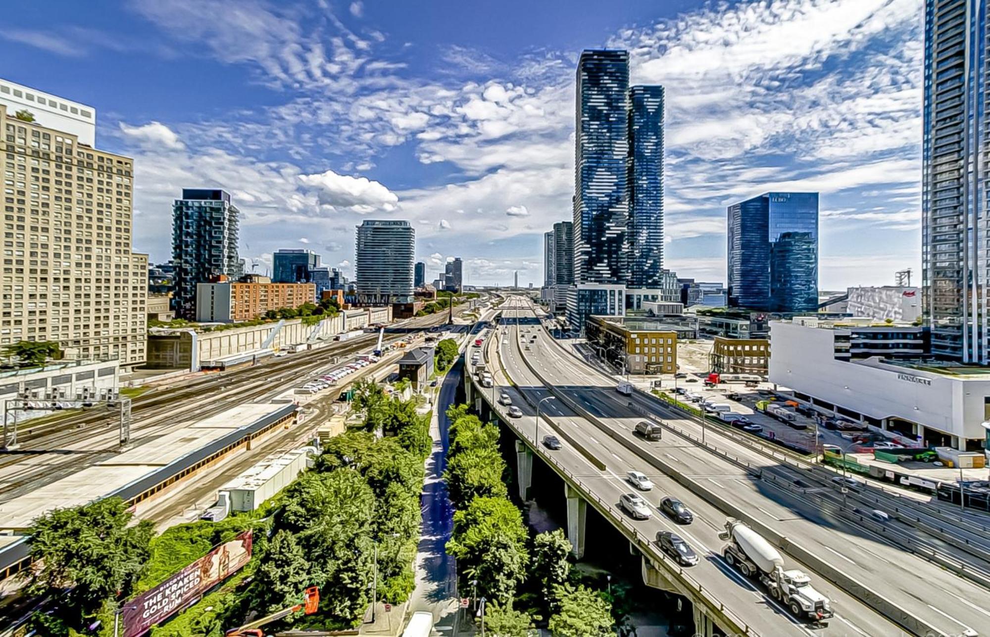 Globalstay Yonge St Condos 토론토 외부 사진