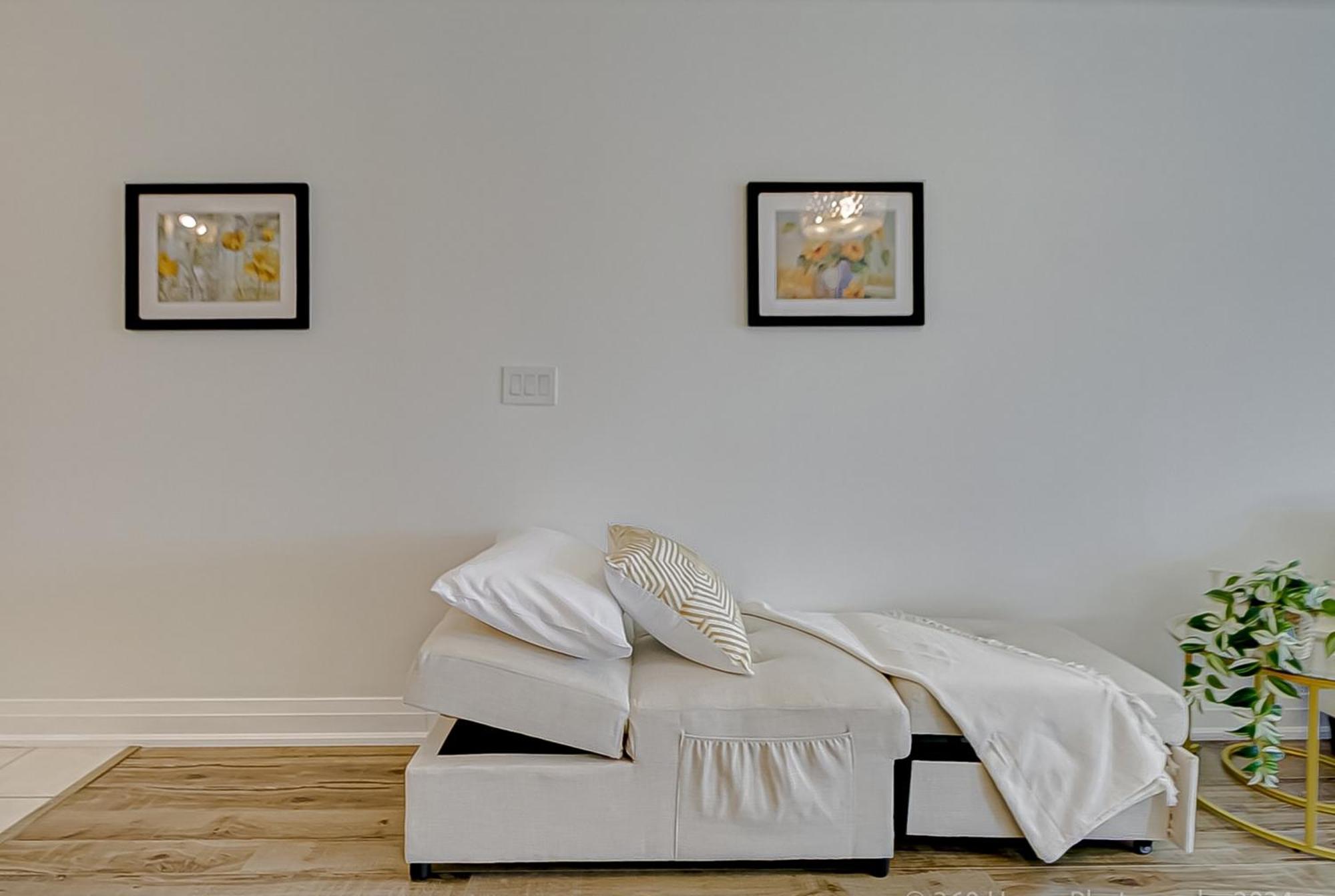 Globalstay Yonge St Condos 토론토 외부 사진