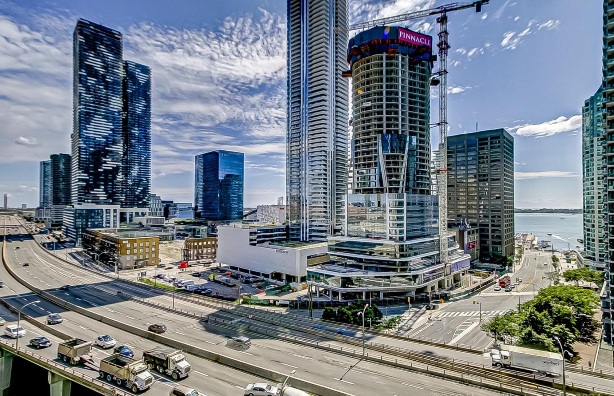 Globalstay Yonge St Condos 토론토 외부 사진