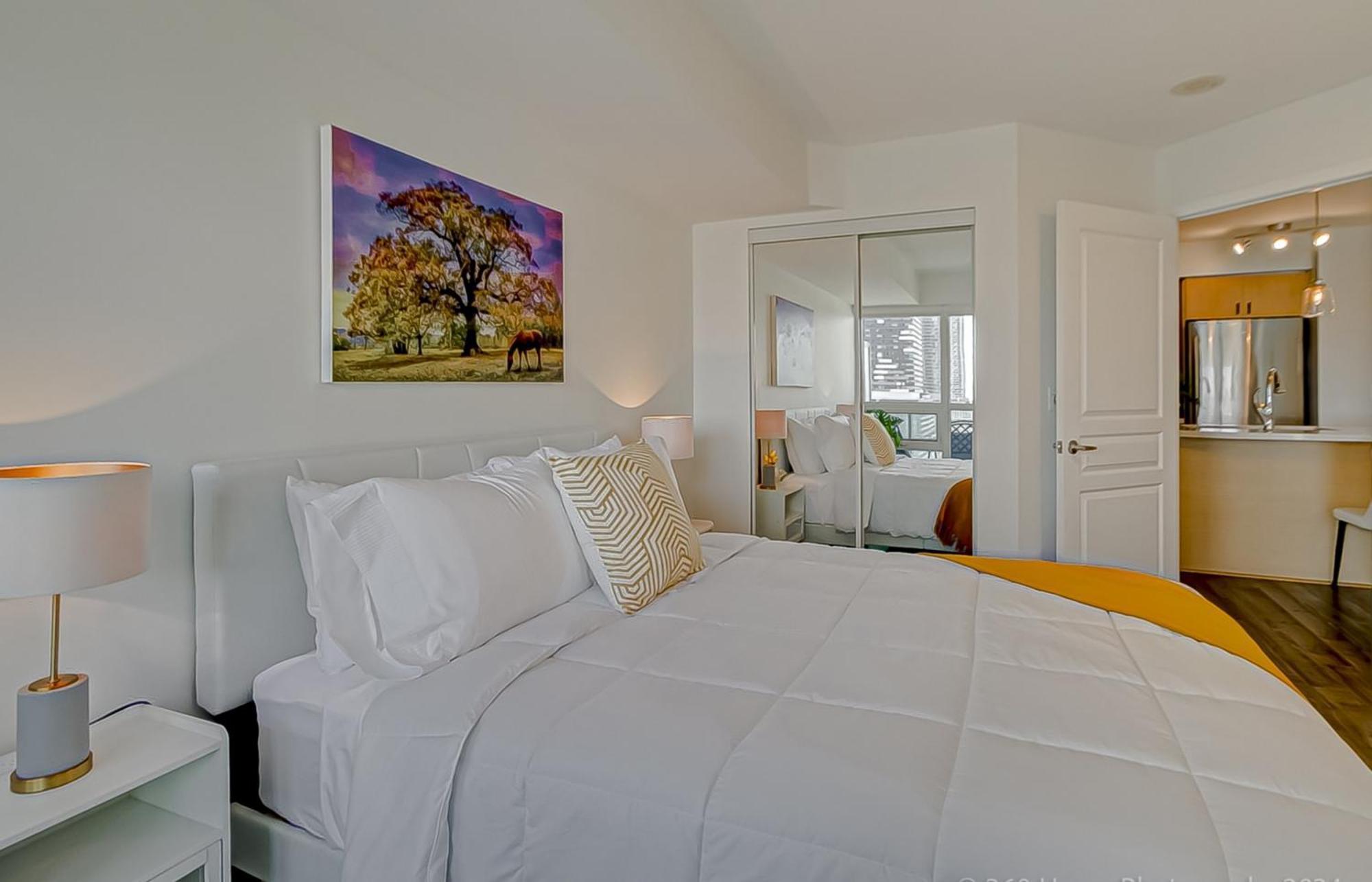 Globalstay Yonge St Condos 토론토 외부 사진