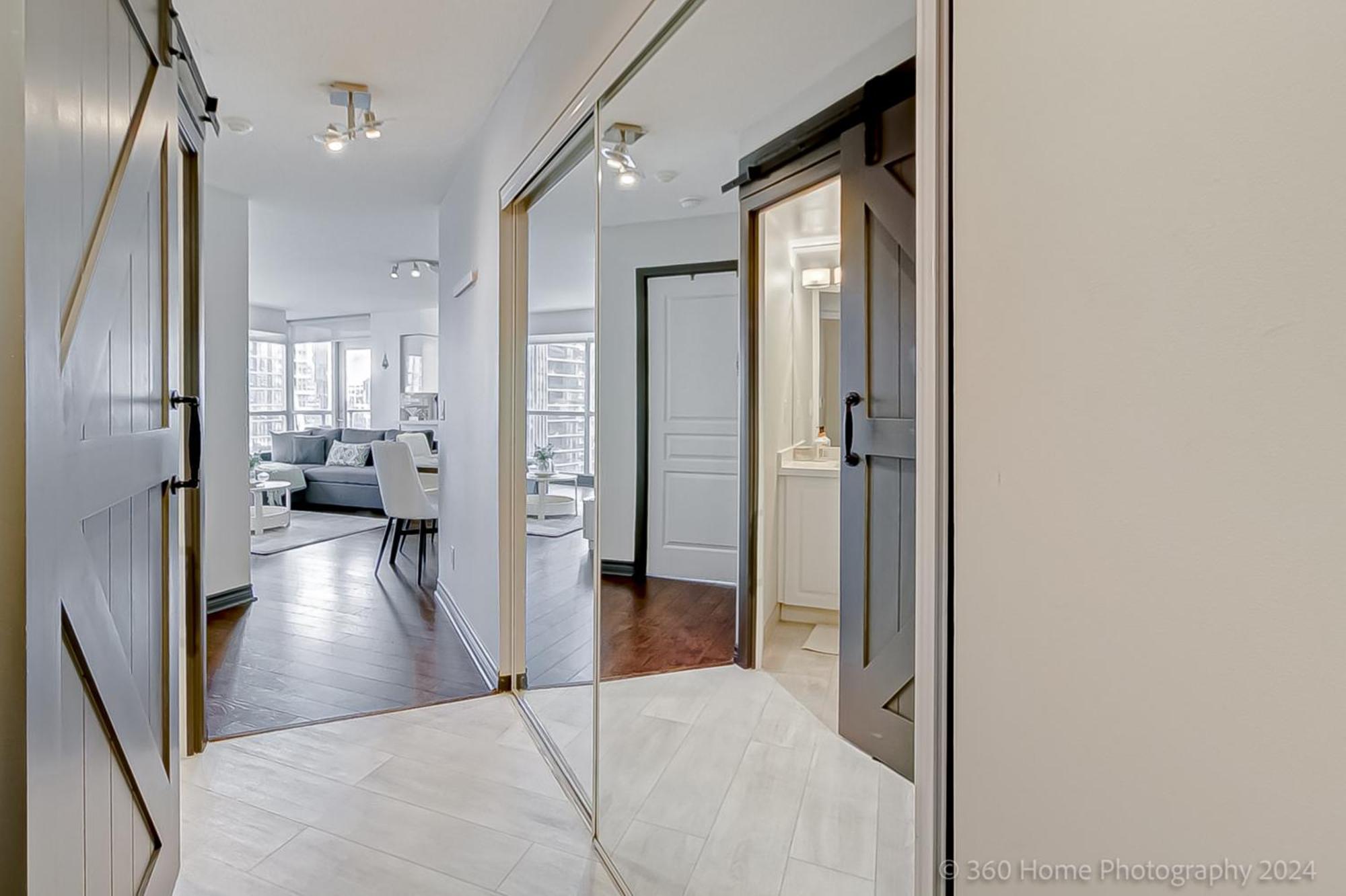 Globalstay Yonge St Condos 토론토 외부 사진
